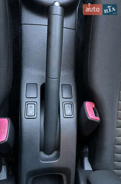 Внедорожник / Кроссовер Suzuki SX4 2011 в 