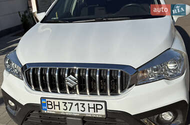 Внедорожник / Кроссовер Suzuki SX4 2018 в Одессе
