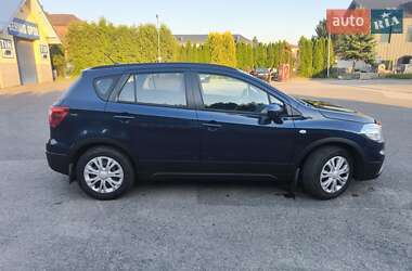 Внедорожник / Кроссовер Suzuki SX4 2017 в Львове