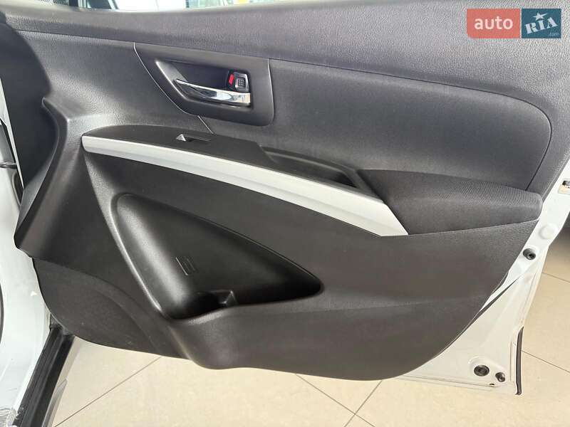 Позашляховик / Кросовер Suzuki SX4 2018 в Одесі