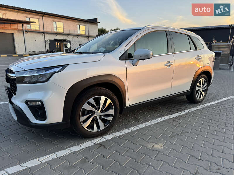 Suzuki SX4 2023
