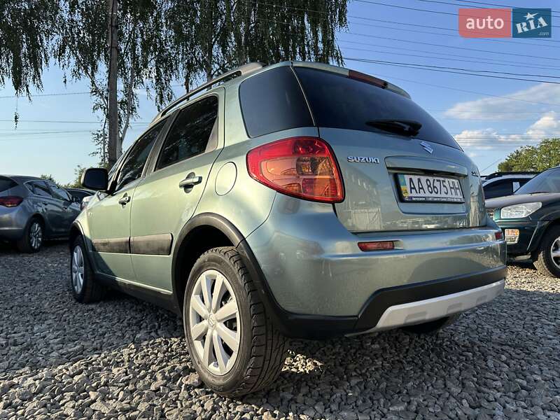 Внедорожник / Кроссовер Suzuki SX4 2012 в Смеле