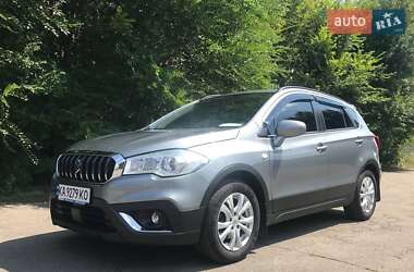 Внедорожник / Кроссовер Suzuki SX4 2019 в Киеве