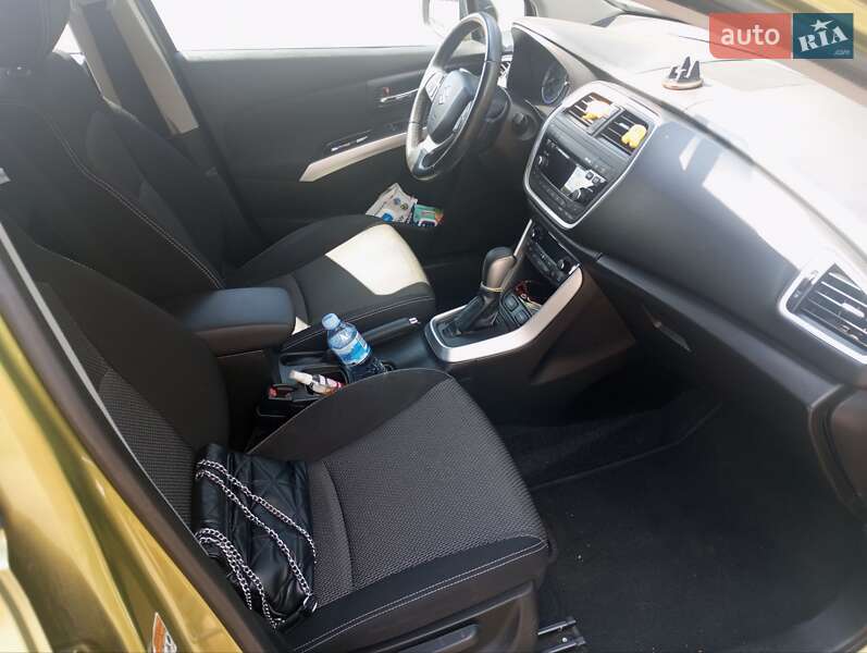 Позашляховик / Кросовер Suzuki SX4 2014 в Конотопі фото 5 Позашляховик / Кросовер Suzuki SX4 2014 в Конотопі