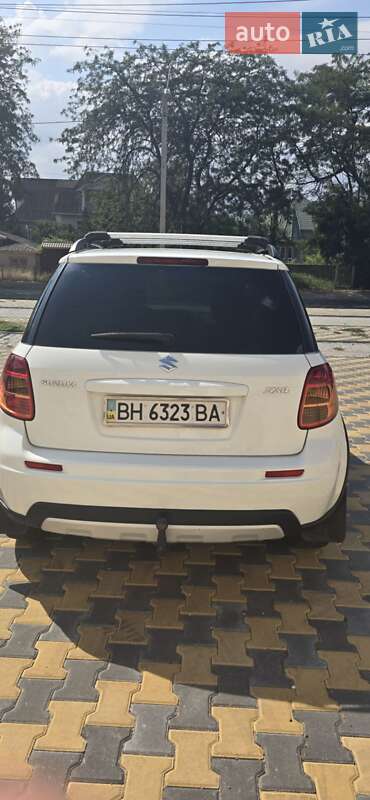 Позашляховик / Кросовер Suzuki SX4 2013 в Одесі