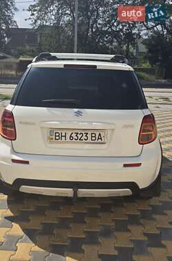 Внедорожник / Кроссовер Suzuki SX4 2013 в 