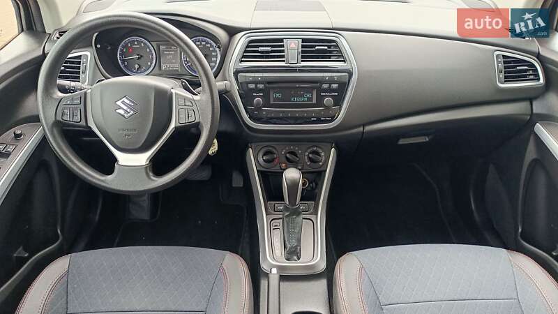 Внедорожник / Кроссовер Suzuki SX4 2021 в Киеве