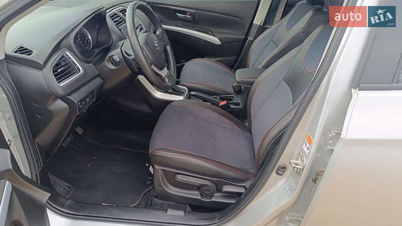 Внедорожник / Кроссовер Suzuki SX4 2021 в Киеве