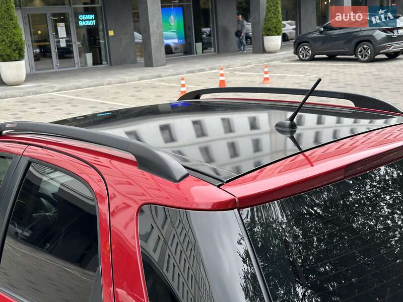 Позашляховик / Кросовер Suzuki SX4 2012 в Дніпрі