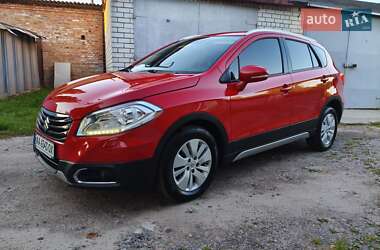 Внедорожник / Кроссовер Suzuki SX4 2015 в Киеве