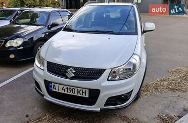 Позашляховик / Кросовер Suzuki SX4 2013 в Броварах