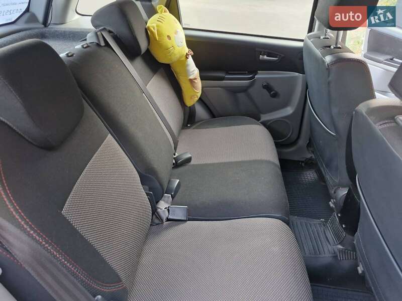 Внедорожник / Кроссовер Suzuki SX4 2013 в Броварах