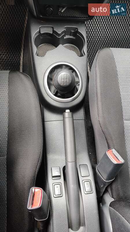 Седан Suzuki SX4 2008 в Львові