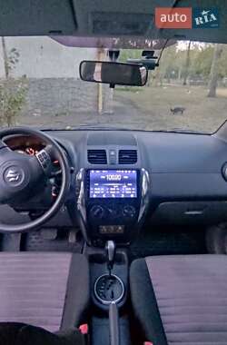 Позашляховик / Кросовер Suzuki SX4 2014 в Кривому Розі