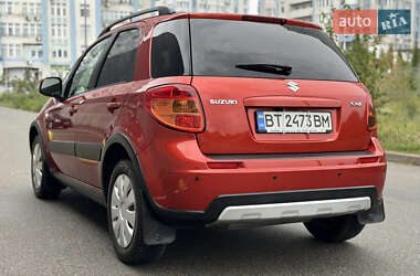Внедорожник / Кроссовер Suzuki SX4 2012 в 