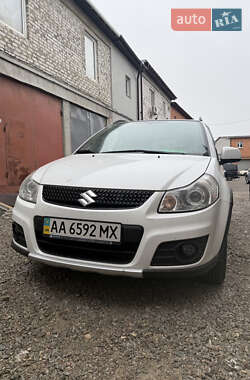 Внедорожник / Кроссовер Suzuki SX4 2013 в Киеве