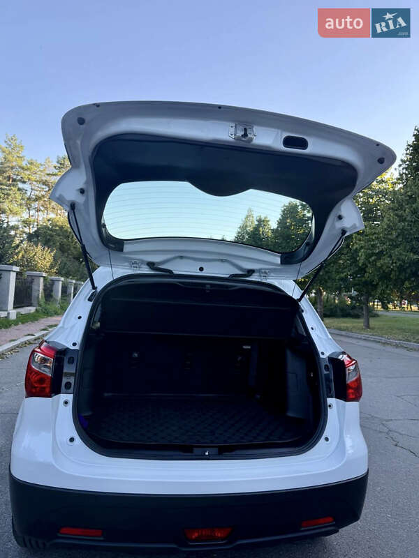 Внедорожник / Кроссовер Suzuki SX4 2020 в Киеве фото 13 Внедорожник / Кроссовер Suzuki SX4 2020 в Киеве