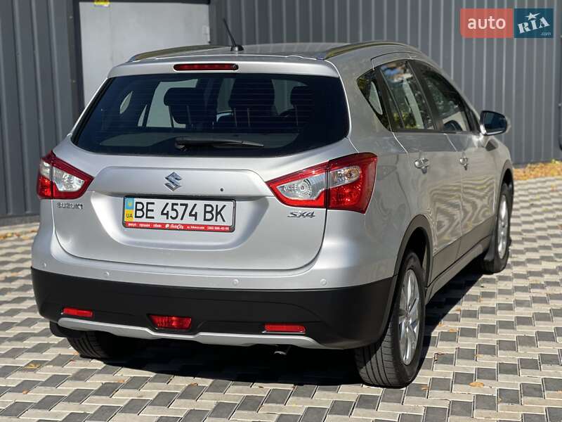 Позашляховик / Кросовер Suzuki SX4 2014 в Миколаєві