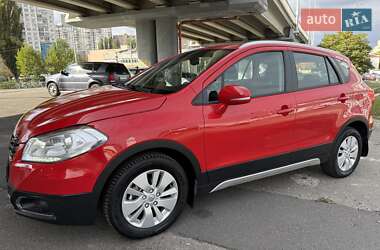 Позашляховик / Кросовер Suzuki SX4 2015 в Києві