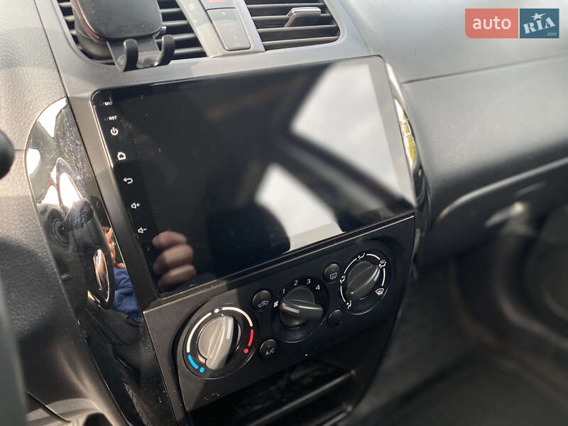 Позашляховик / Кросовер Suzuki SX4 2012 в Бучі