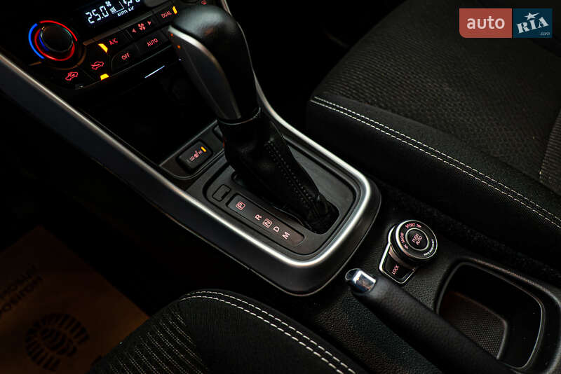 Позашляховик / Кросовер Suzuki SX4 2019 в Києві фото 18 Позашляховик / Кросовер Suzuki SX4 2019 в Києві