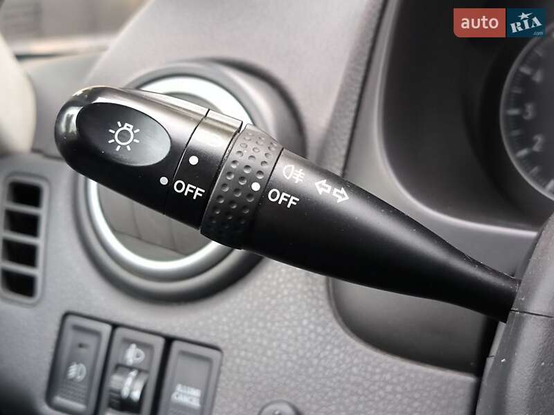 Хэтчбек Suzuki SX4 2008 в Киеве