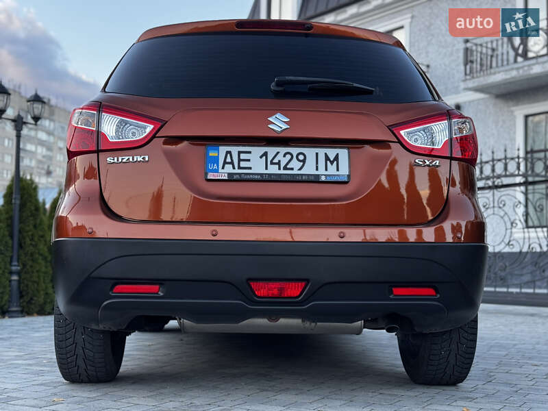 Внедорожник / Кроссовер Suzuki SX4 2017 в Киеве