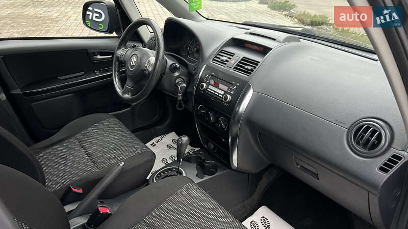 Хэтчбек Suzuki SX4 2008 в Львове