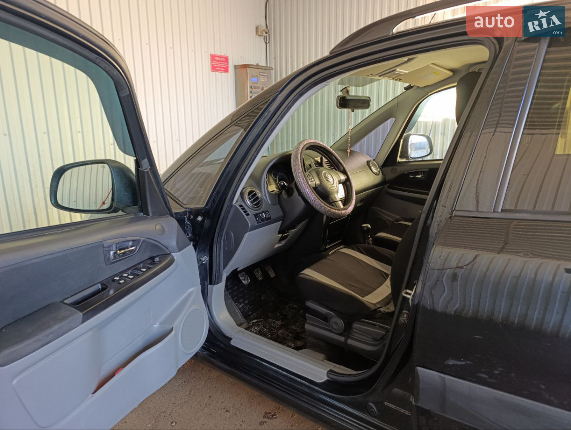 2011 Suzuki SX4 - мініатюра 22