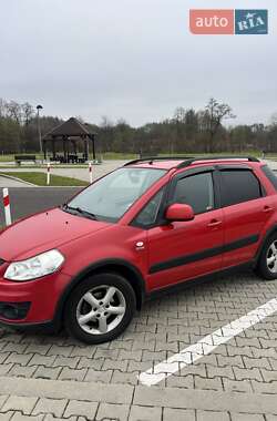 Внедорожник / Кроссовер Suzuki SX4 2011 в Ивано-Франковске
