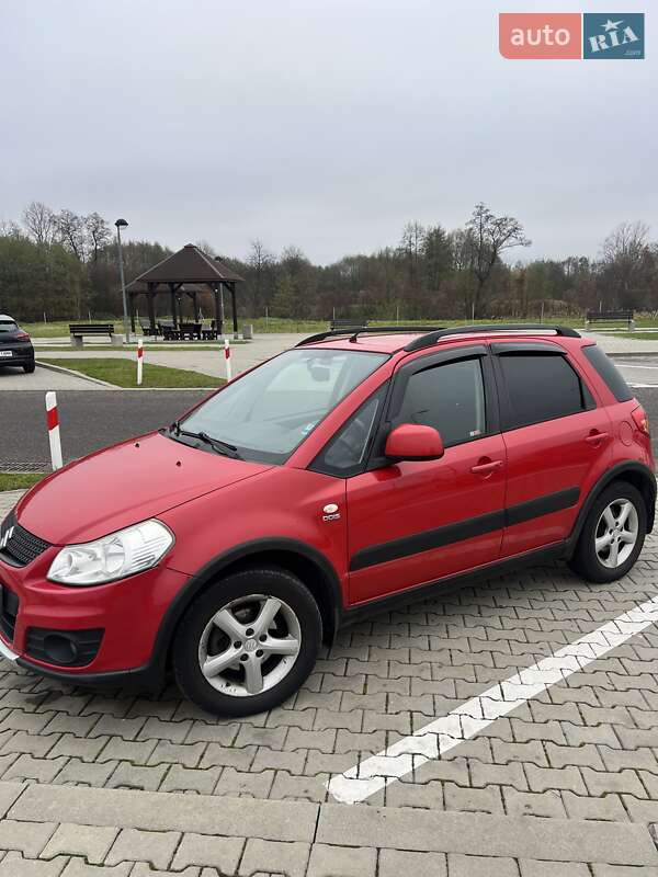 Внедорожник / Кроссовер Suzuki SX4 2011 в Ивано-Франковске