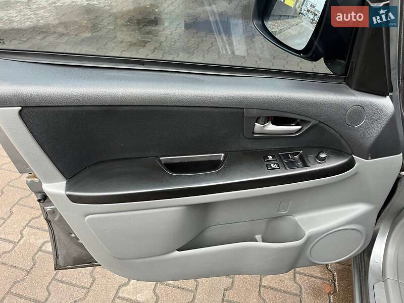 Хэтчбек Suzuki SX4 2008 в Киеве фото 14 Хэтчбек Suzuki SX4 2008 в Киеве