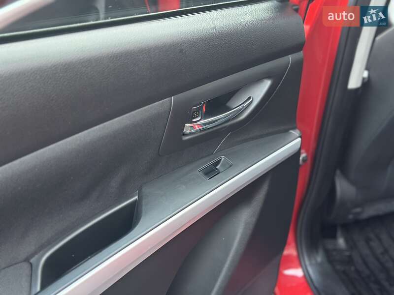 Внедорожник / Кроссовер Suzuki SX4 2016 в Львове фото 14 Внедорожник / Кроссовер Suzuki SX4 2016 в Львове