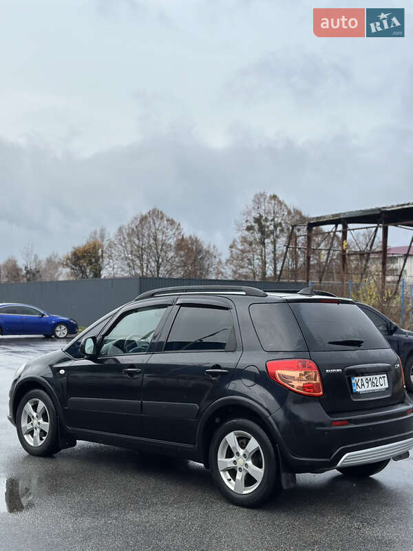 Внедорожник / Кроссовер Suzuki SX4 2011 в Богуславе