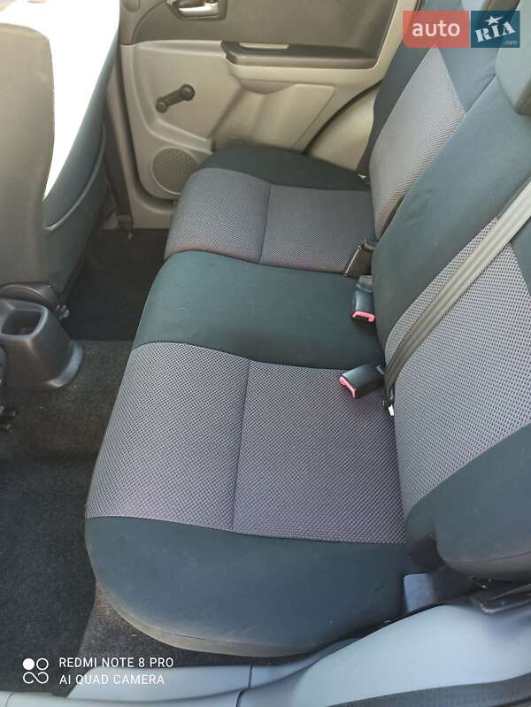 Хэтчбек Suzuki SX4 2007 в Бродах