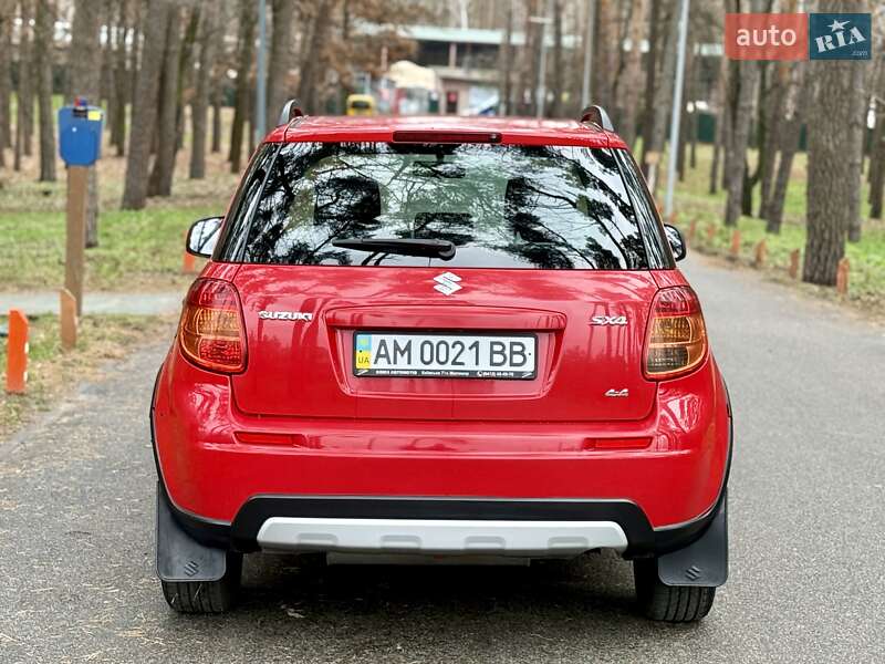 Позашляховик / Кросовер Suzuki SX4 2014 в Києві