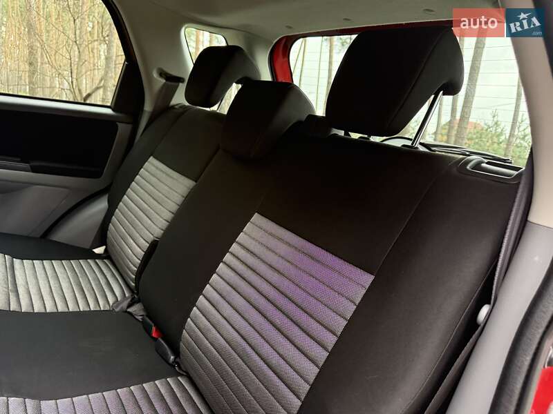 Позашляховик / Кросовер Suzuki SX4 2014 в Києві