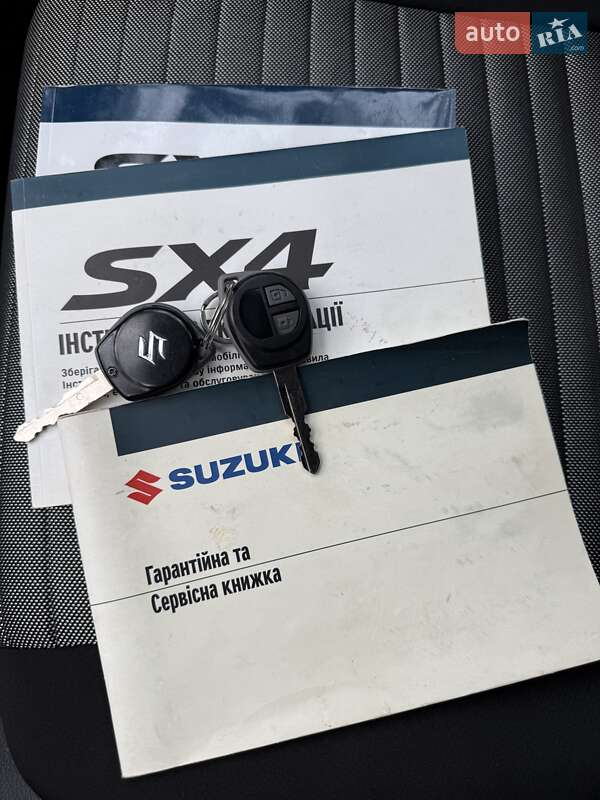 Позашляховик / Кросовер Suzuki SX4 2014 в Києві