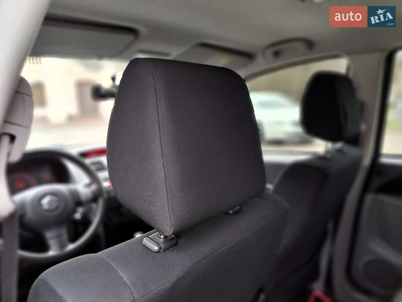 Хэтчбек Suzuki SX4 2009 в Киеве