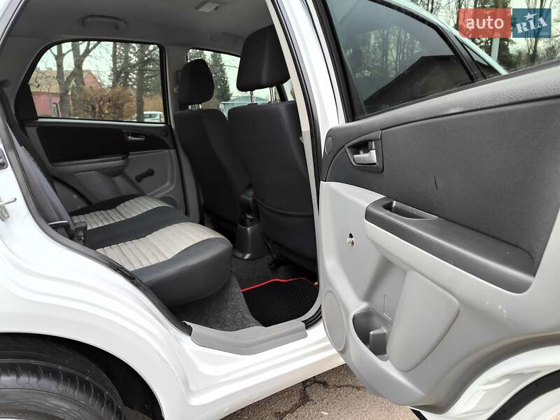 Хэтчбек Suzuki SX4 2009 в Киеве