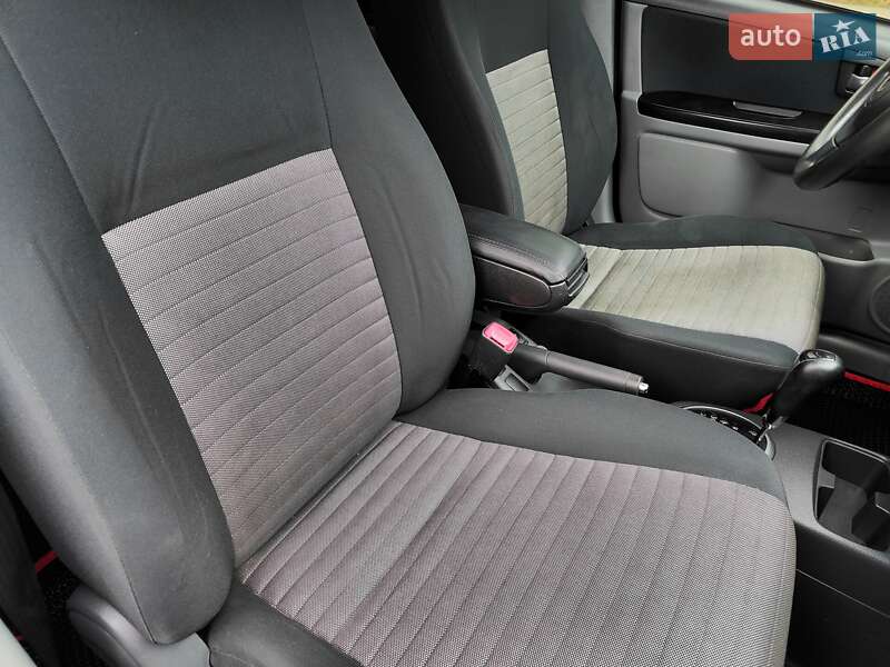 Хэтчбек Suzuki SX4 2009 в Киеве