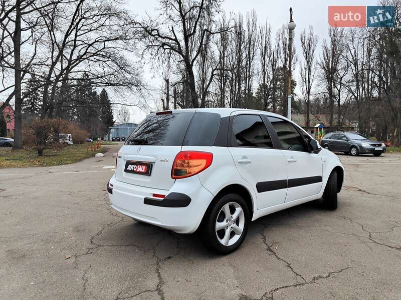 Хэтчбек Suzuki SX4 2009 в Киеве