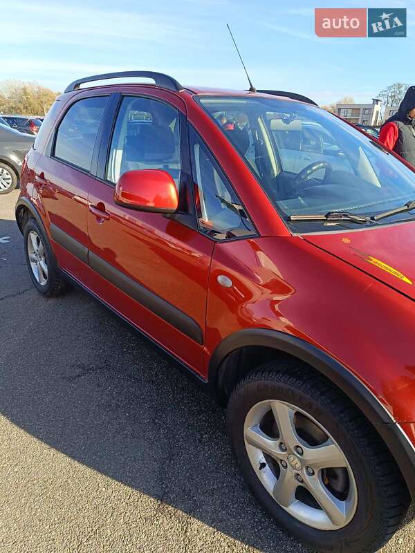 Хэтчбек Suzuki SX4 2006 в Киеве