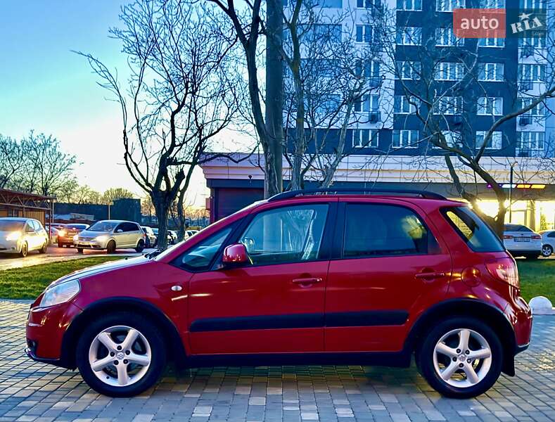 Позашляховик / Кросовер Suzuki SX4 2010 в Одесі
