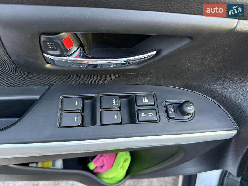 Внедорожник / Кроссовер Suzuki SX4 2020 в Тернополе