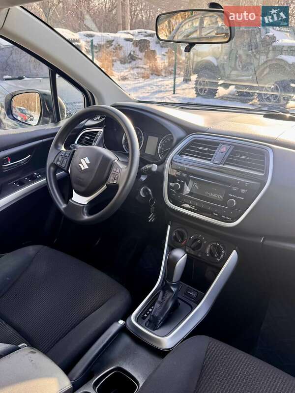 Внедорожник / Кроссовер Suzuki SX4 2019 в Запорожье