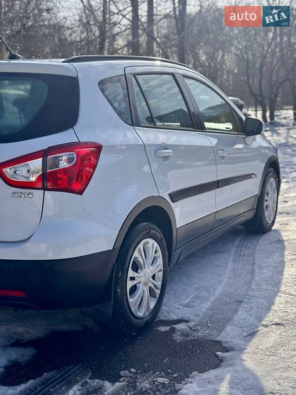 Внедорожник / Кроссовер Suzuki SX4 2019 в Запорожье