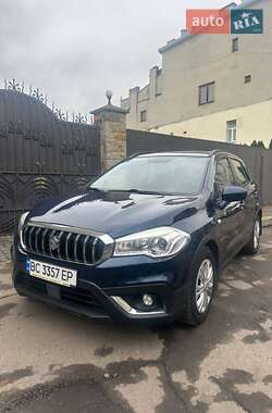 Позашляховик / Кросовер Suzuki SX4 2016 в Львові