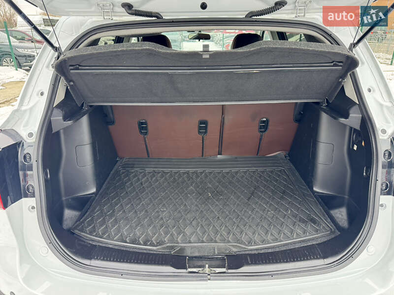 Внедорожник / Кроссовер Suzuki SX4 2017 в Киеве фото 72 Внедорожник / Кроссовер Suzuki SX4 2017 в Киеве