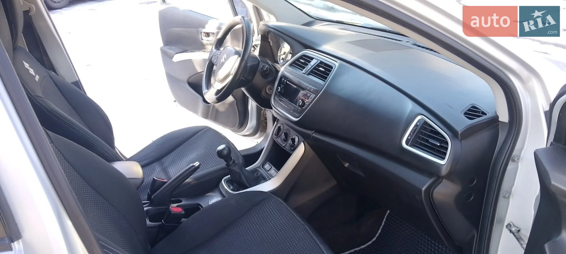 2014 Suzuki SX4 - мініатюра 6